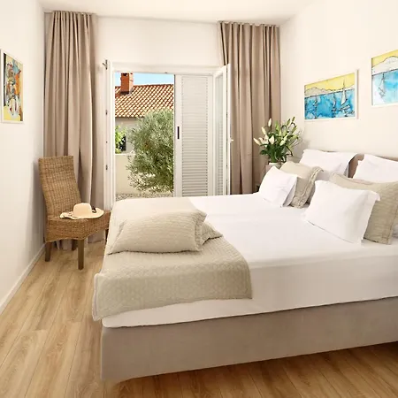 Belado Aparthotel 4*