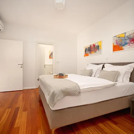 Belado Aparthotel 4*
