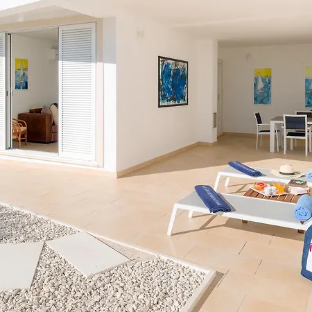 Aparthotel Belado Bol