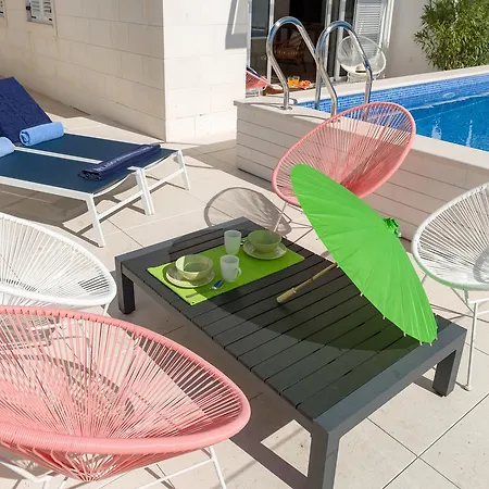 アパートホテル Belado 4*