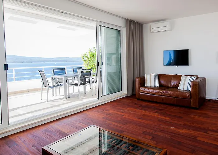 Belado Aparthotel Bol